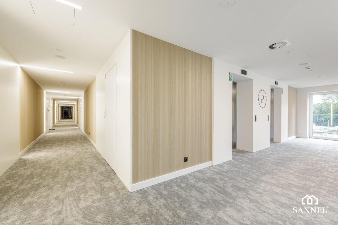 Apartament Golden Sand Z Dostepem Do Basenow,Jacuzzi,Strefy Saun- Pinea Apartments Pobierowo-Sannel Apartments For Rent Extérieur photo